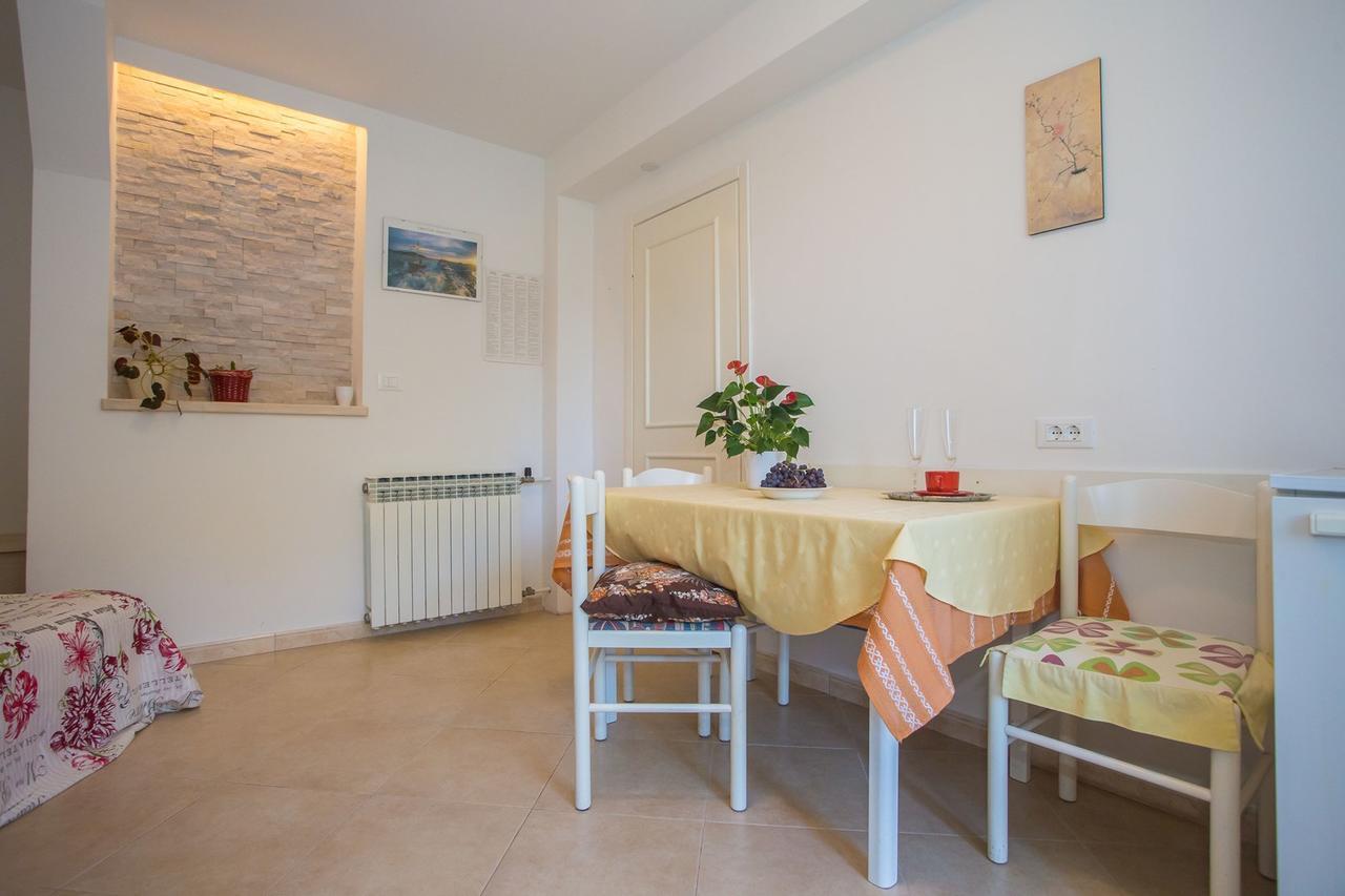 App. Fiorela Hotel Poreč Kültér fotó