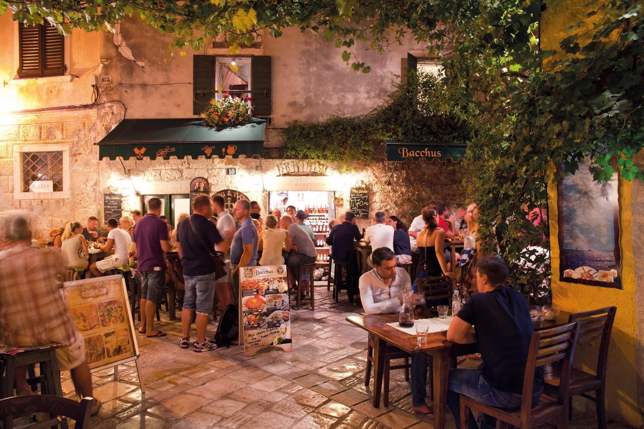App. Fiorela Hotel Poreč Kültér fotó